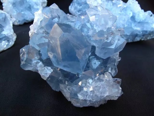 ����ʯ����